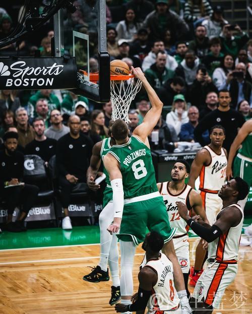 尼克斯击败活塞 晋级迎战凯尔特人 尼克斯击败活塞 晋级迎战凯尔特人